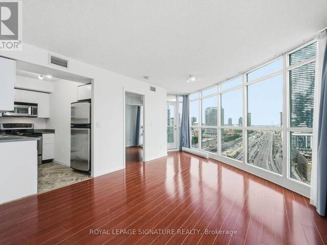 2011 - 18 YONGE STREET Toronto Ontario, M5E 1Z8 - 2 Bedrooms Condo For Sale