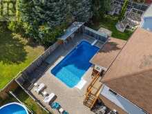989 DEER VALLEY DRIVE | Oshawa Ontario | Slide Image Four