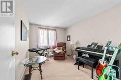210-216 HOMESTEAD CRESCENT | London Ontario | Slide Image Nine