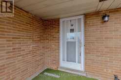 28 HOFFMAN STREET | Kitchener Ontario | Slide Image Four