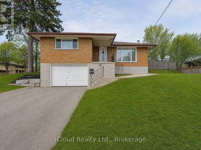 28 HOFFMAN STREET Kitchener Ontario, N2M 3M7 - 4 Bedrooms Home For Sale
