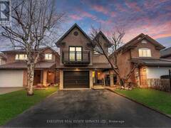 21 GARDEN AVENUE Brampton Ontario, L6X 1M4