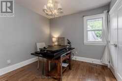 892 NORTH SHORE BOULEVARD W | Burlington Ontario | Slide Image Twenty