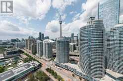 PH4 - 218 QUEENS QUAY W | Toronto Ontario | Slide Image One