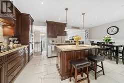 31 CROWN CRESCENT | Bradford West Gwillimbury Ontario | Slide Image Twelve