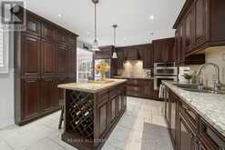 31 CROWN CRESCENT | Bradford West Gwillimbury Ontario | Slide Image Thirteen