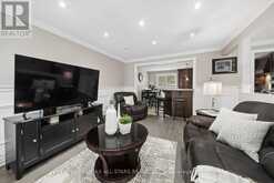 31 CROWN CRESCENT | Bradford West Gwillimbury Ontario | Slide Image Nine
