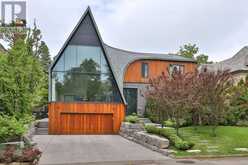 108 STRATFORD CRESCENT | Toronto Ontario | Slide Image Two