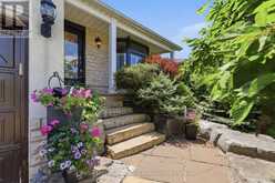 2580 HOMELANDS DRIVE | Mississauga Ontario | Slide Image One