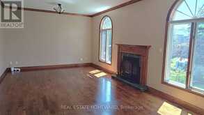 807 PRIMROSE COURT | Pickering Ontario | Slide Image Seventeen