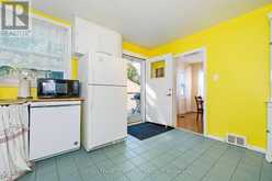 2307 LAWRENCE AVENUE W | Toronto Ontario | Slide Image Ten
