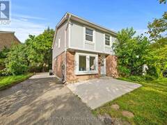 100 CENTRE STREET N Brampton Ontario, L6V 2Z3