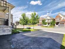 5 MANOR HAMPTON STREET | East Gwillimbury Ontario | Slide Image Forty-two