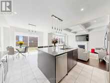 5 MANOR HAMPTON STREET | East Gwillimbury Ontario | Slide Image Eight