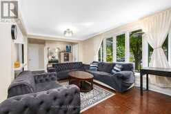 34 GENTRY CRESCENT | Richmond Hill Ontario | Slide Image Four