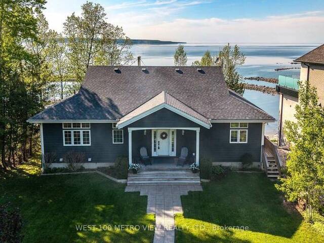 458 SILVER BIRCH DRIVE Tiny Ontario, L9M 0M5 - 6 Bedrooms Waterfront Home For sale