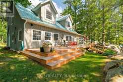 SR404 - 14 SEVERN RIVER | Muskoka Lakes Ontario | Slide Image One