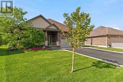 99 MAGNOLIA DRIVE | Port Dover Ontario | Slide Image Three
