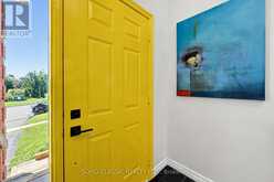 301 LEACOCK DRIVE | Barrie Ontario | Slide Image Four