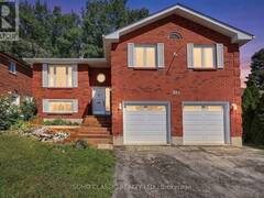 301 LEACOCK DRIVE Barrie Ontario, L4N 6J8