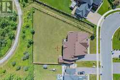 19 REDMOND CRESCENT | Springwater Ontario | Slide Image Four