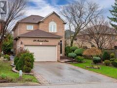 126 REDONDO DRIVE E Vaughan Ontario, L4J 7S5