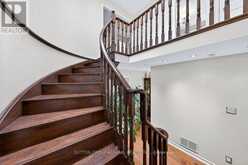 126 REDONDO DRIVE E | Vaughan Ontario | Slide Image Fifteen