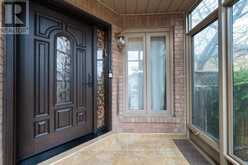 126 REDONDO DRIVE E | Vaughan Ontario | Slide Image Three
