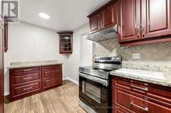 37 WOODSVIEW AVENUE | Toronto Ontario | Slide Image Seventeen