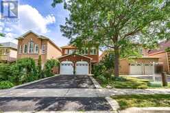 8 SWEET BRIAR LANE | Brampton Ontario | Slide Image Two