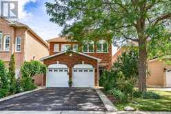 8 SWEET BRIAR LANE | Brampton Ontario | Slide Image Three