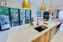 518 SHERIN DRIVE | Oakville Ontario | Slide Image Ten