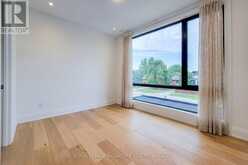 518 SHERIN DRIVE | Oakville Ontario | Slide Image Sixteen