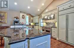 3013 MUSKOKA ROAD 117 | Baysville Ontario | Slide Image Fifteen
