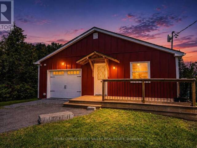 8 EWEN STREET Kawartha Lakes Ontario, K0M 2B0 - 4 Bedrooms Waterfront Home For sale