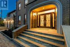 1 VERSAILLES COURT | Toronto Ontario | Slide Image Eight