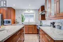 20 WIGMORE DRIVE | Toronto Ontario | Slide Image Thirteen