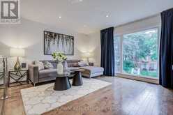 20 WIGMORE DRIVE | Toronto Ontario | Slide Image Eight