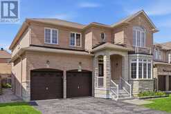 526 MAVRINAC BOULEVARD | Aurora Ontario | Slide Image Four