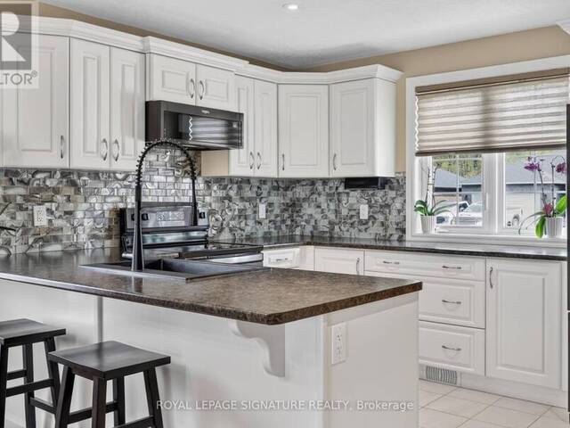 22 HUNTER AVENUE Tay Ontario, L0K 2A0 - 2 Bedrooms Home For Sale