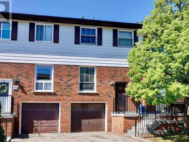 30 - 2445 HOMELANDS DRIVE Mississauga Ontario, L5K 2C6 - Property For Sale