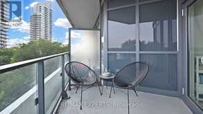 615 - 2212 LAKESHORE BOULEVARD W | Toronto Ontario | Slide Image Eighteen