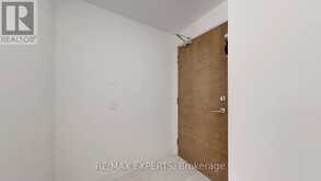 615 - 2212 LAKESHORE BOULEVARD W | Toronto Ontario | Slide Image Seven