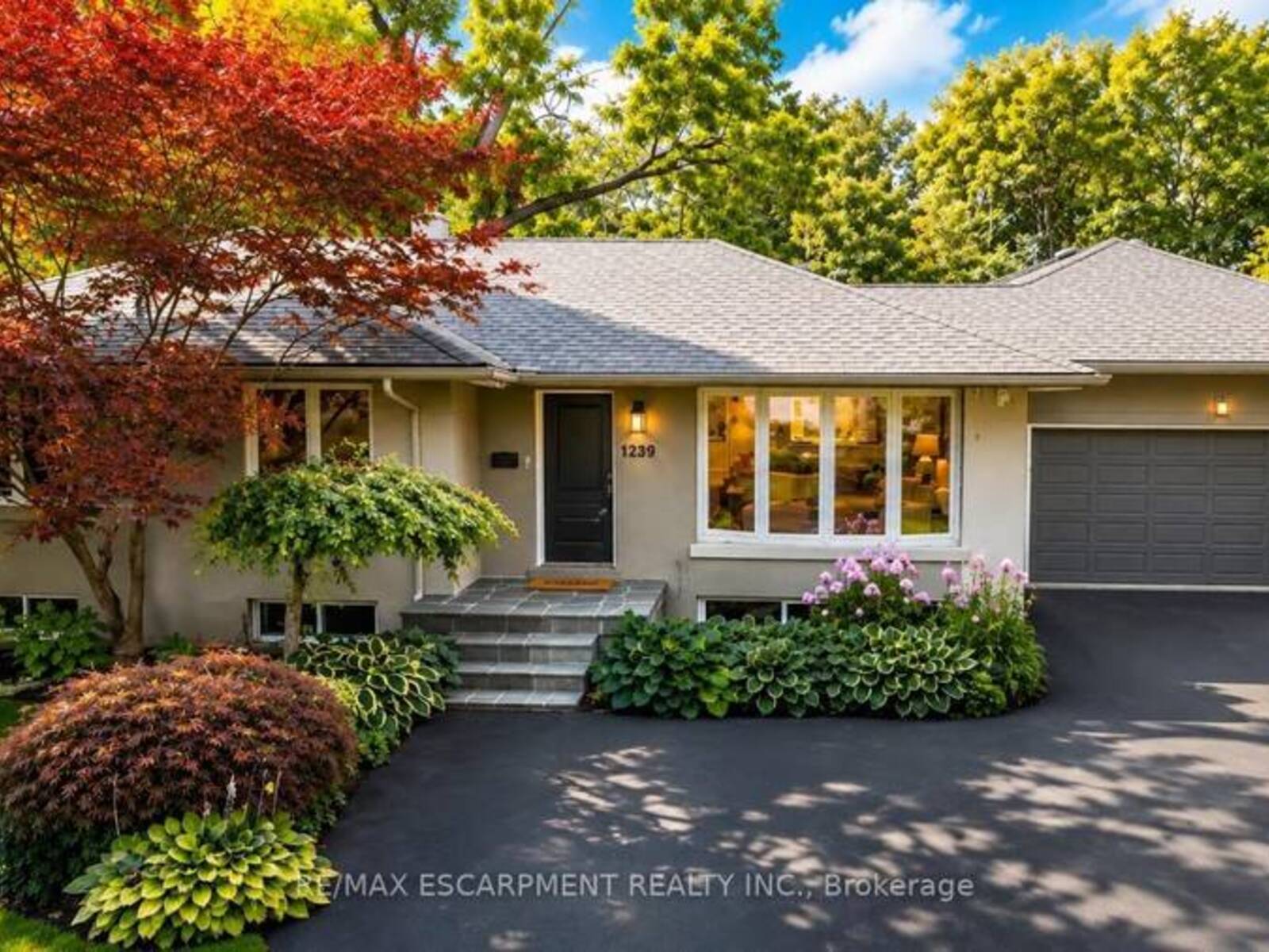 1239 BALDWIN DRIVE, Oakville, Ontario L6J 2W4