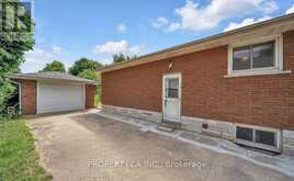 6768 KEIFFER STREET | Niagara Falls Ontario | Slide Image Five