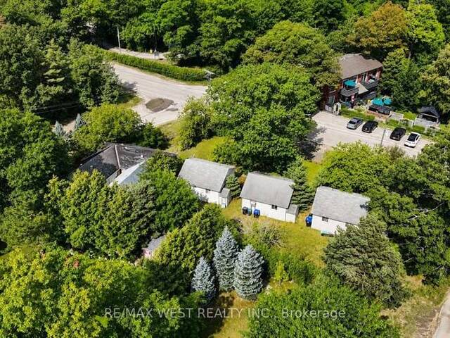195 DUNKERRON AVENUE Wasaga Beach Ontario, L9Z 2G8 - Multi-family Home For Sale