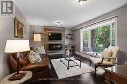 1449 TRUSCOTT DRIVE | Mississauga Ontario | Slide Image Twelve
