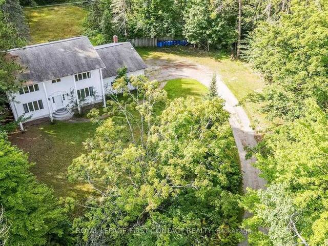 428 BEAUMONT DRIVE Bracebridge Ontario, P1L 1X2 - 6 Bedrooms Waterfront Home For sale