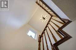 10 HEMINGFORD PLACE | Whitby Ontario | Slide Image Nineteen