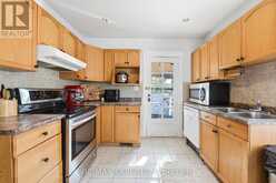 18 ROWE STREET | Oshawa Ontario | Slide Image Fifteen